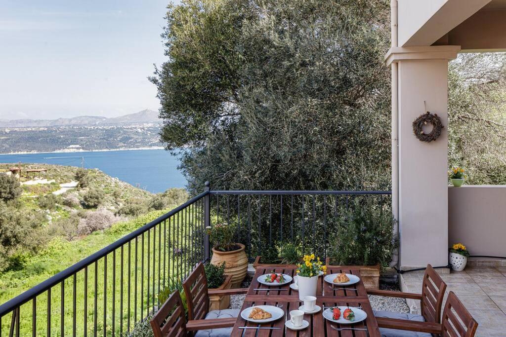 Villa Alysso Мегала-Хорафия Экстерьер фото